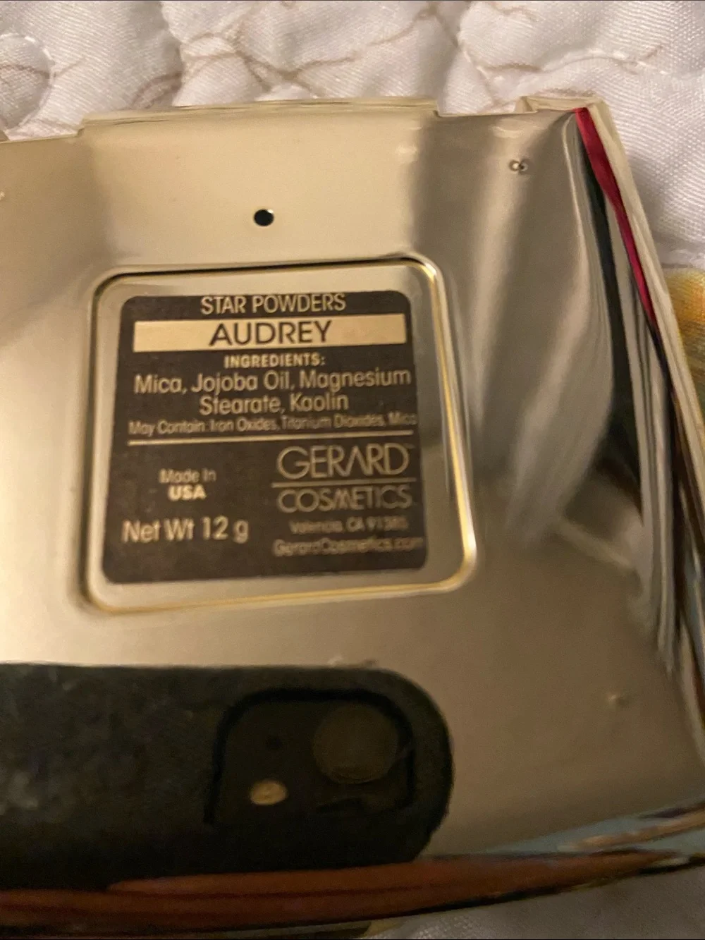 Cover Girl bronzerCompact Case with GC Logo – Makeup Accessory